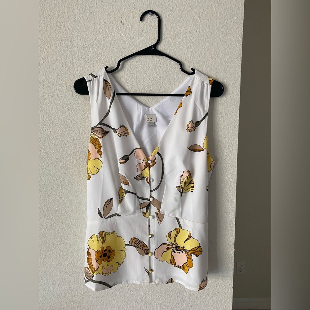 Women’s blouse